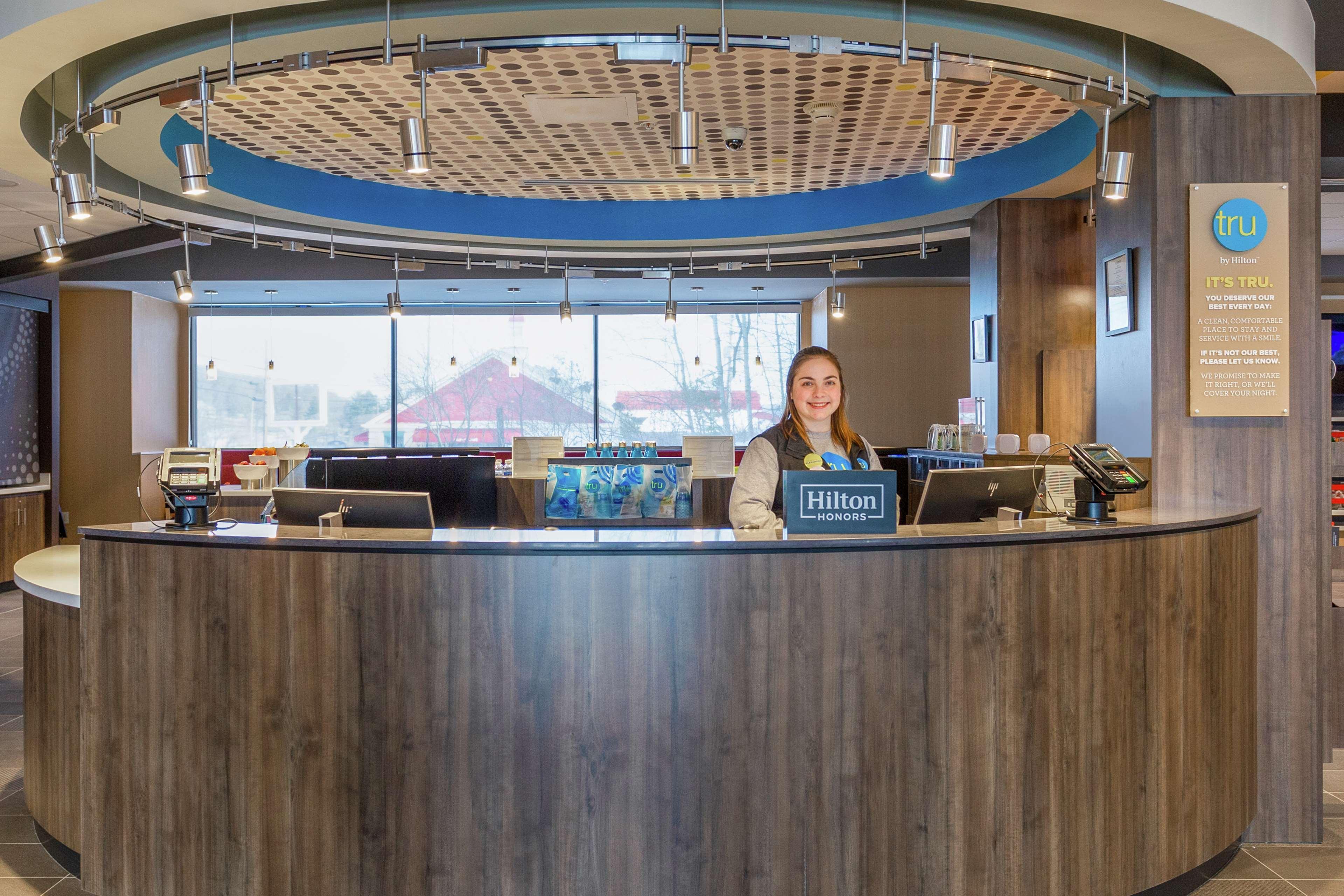 Tru By Hilton Binghamton Vestal Hotel Exterior photo