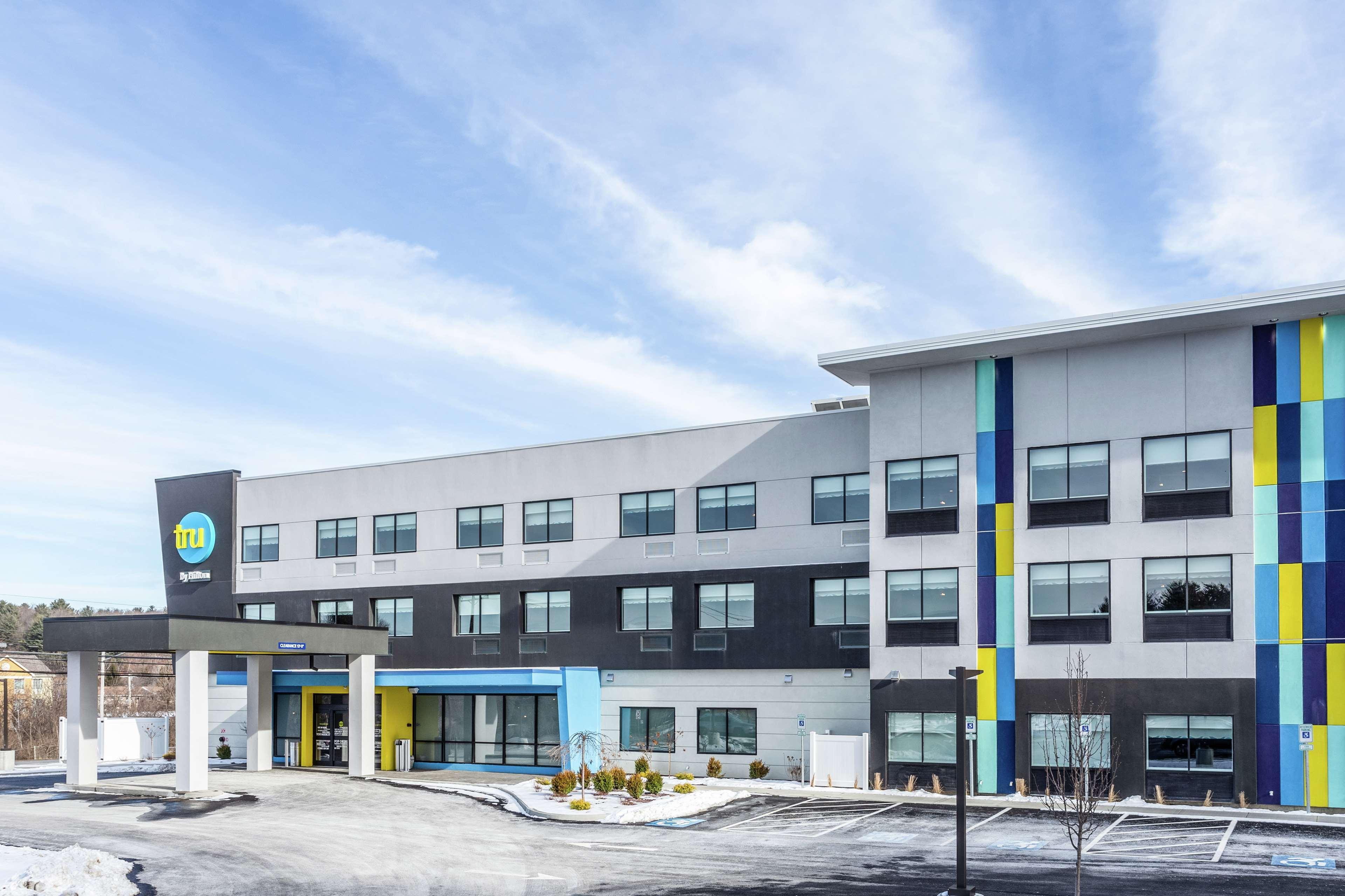 Tru By Hilton Binghamton Vestal Hotel Exterior photo